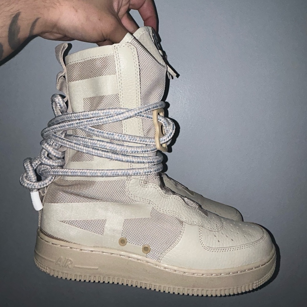 Nike SF AF1 HI